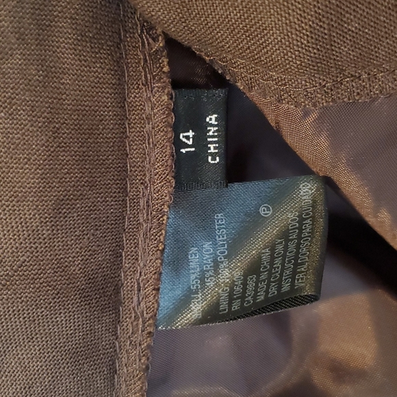 Tahari | Linen Blend Beaded Jacket, Tank, & Pants Set - Picture 14 of 14